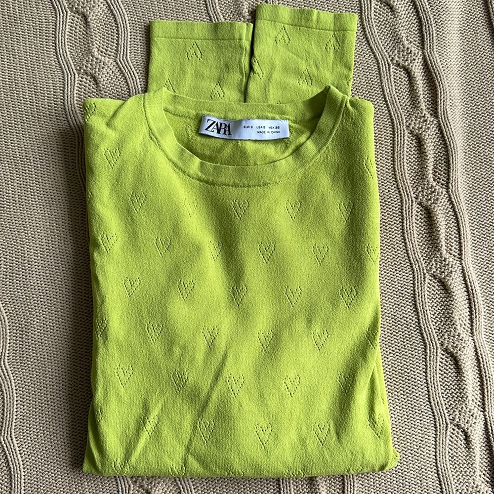 Zara long sleeve top 💚